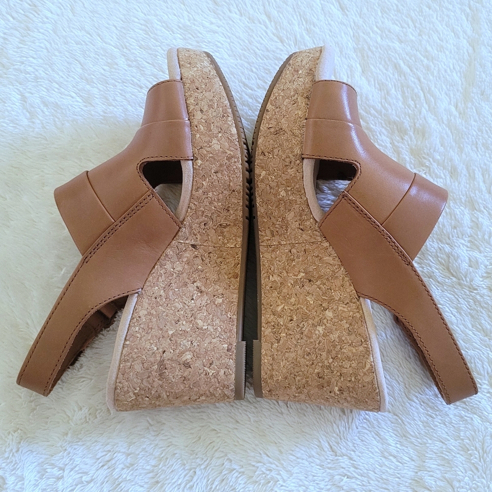 ✨️HP✨️ Clarks Annadel Ivory TAN Sandals - NIB - Picture 4 of 15